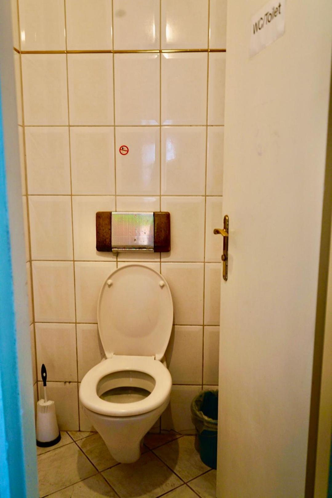 U6 Schoepfwerk Home 5 Вена Экстерьер фото